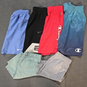 Boys shorts lot size Large